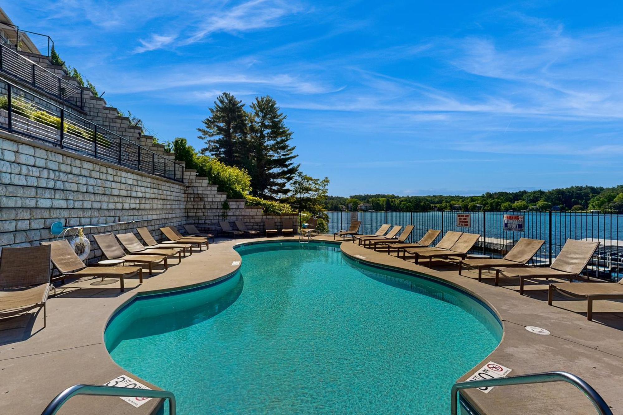 Delton Grand Resort Wisconsin Dells Rum bild